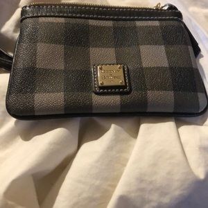 Dooney & Bourke wristlet